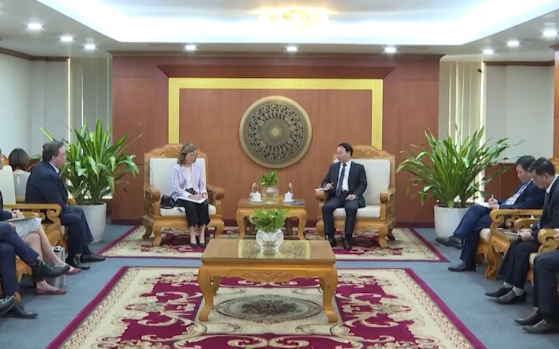 Ministry of Agriculture and Environment honours more than three decades of USAID contributions in Vietnam