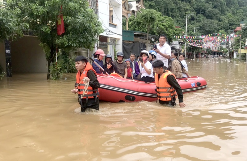 Prime Minister calls for immediate action in response to northern flooding