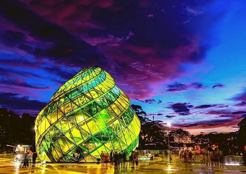 Lam Vien square: The stunning symbol of Dalat, the city of a thousand flowers