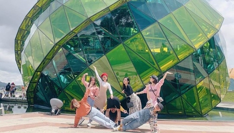 Lam Vien square: The stunning symbol of Dalat, the city of a thousand flowers